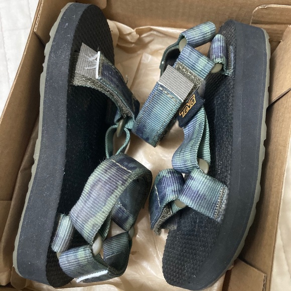 Teva Other - Teva toddler sandals “size toddler 9” worn only once